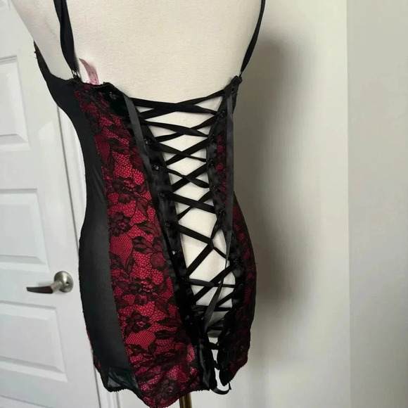 Y2K Elegant Red and Black Lace Chemise Lace Up Lingerie Slip S  Goth Punk Vampy - Picture 4 of 6